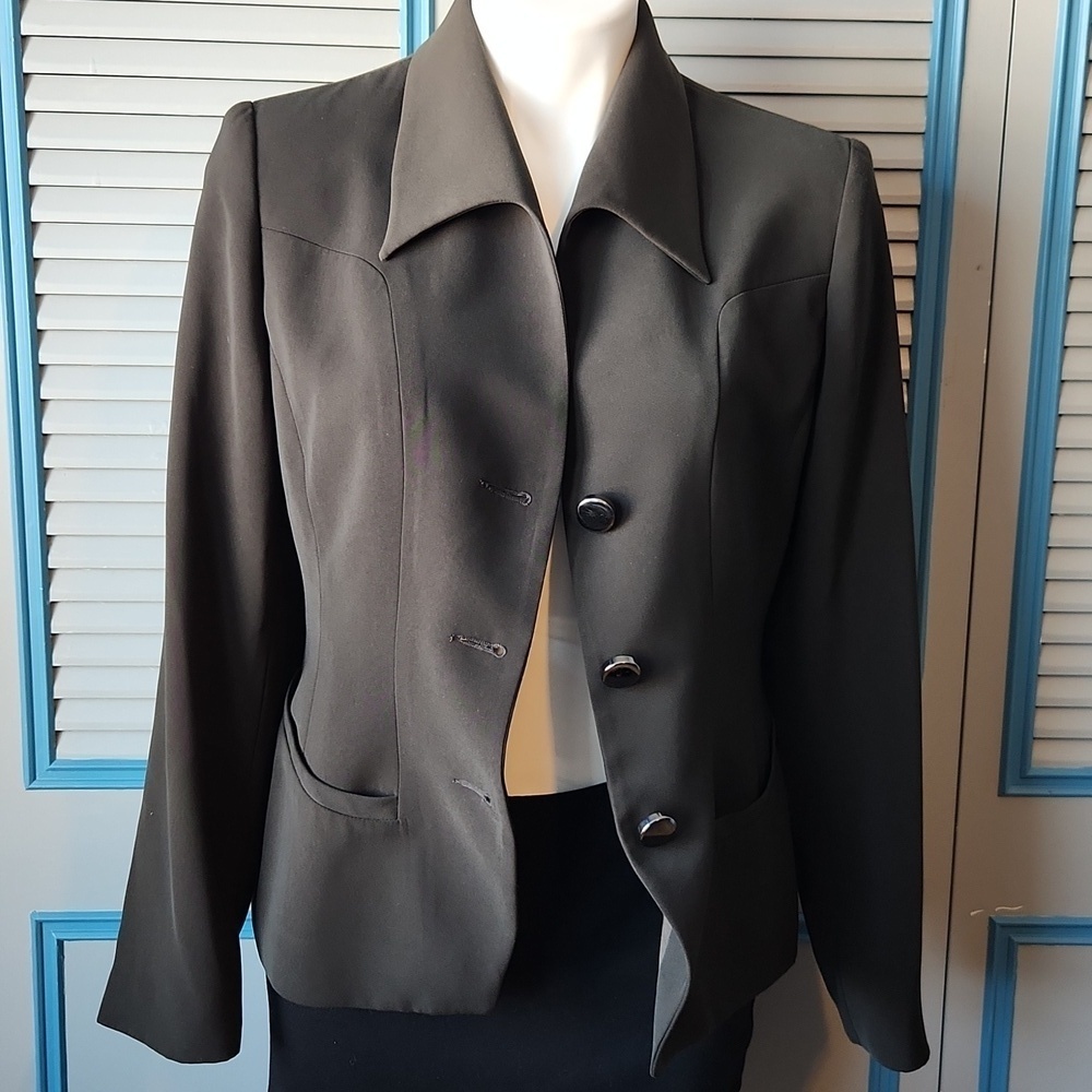 Como Vintage Button-Up Blazer Jacket in Olive Green - Picture 12 of 15